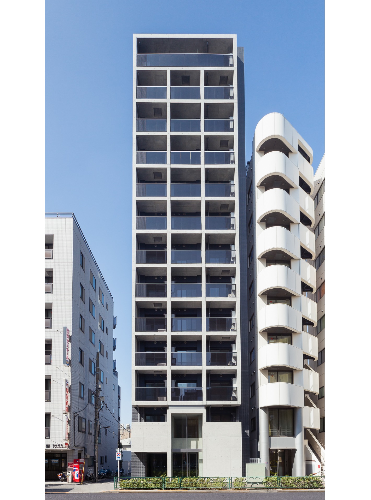 ＺＯＯＭ四谷左門町